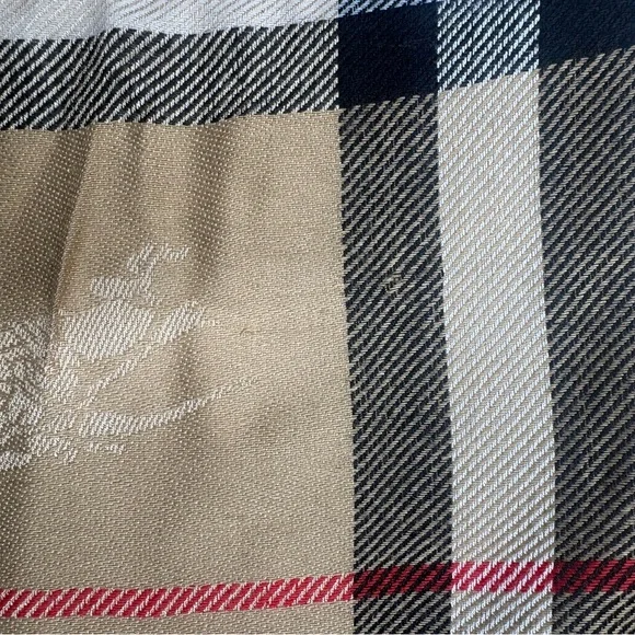 Burberry London Classic Nova Check 100% Cashmere Scarf Made in Scotland - Picture 10 of 10